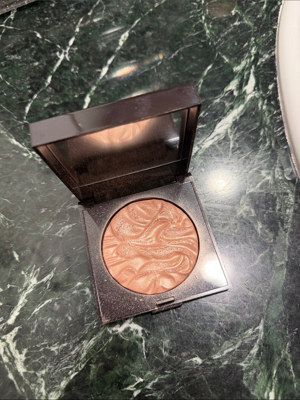 Laura mercier